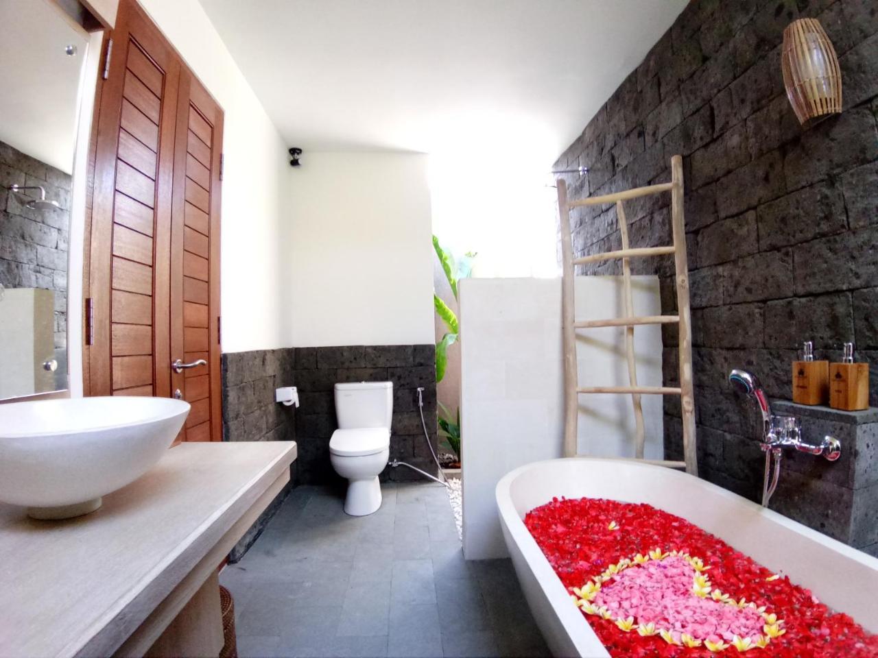 Three Gold Luxury Private Villas Ubud Eksteriør bilde